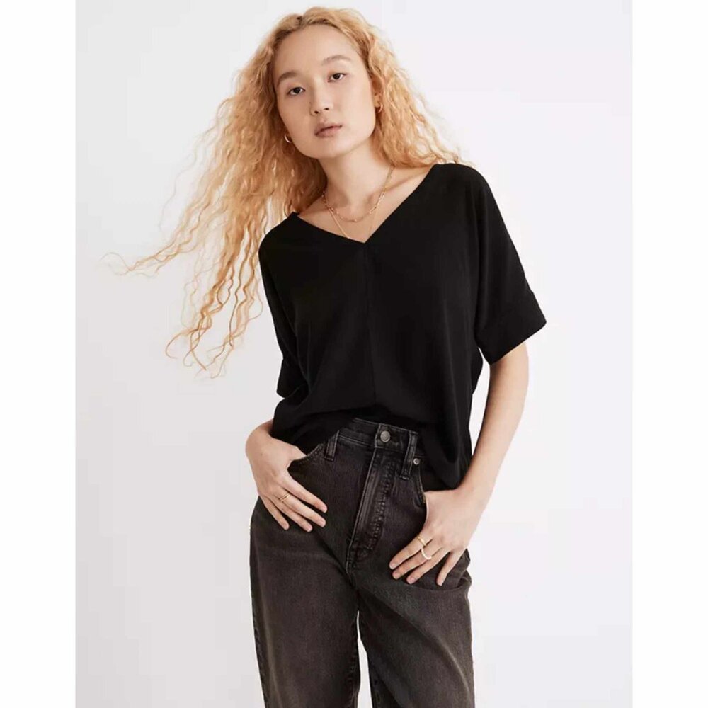 Madewell V-Neck Dolman-Sleeve Top :: Med :: Black :: NE185 :: Never Worn